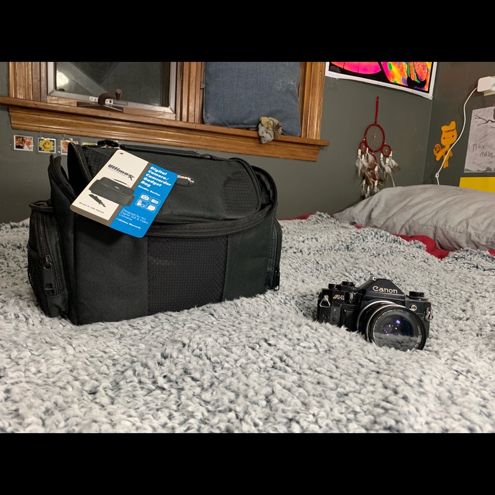 CANON TRADITIONAL FILM CAMERA